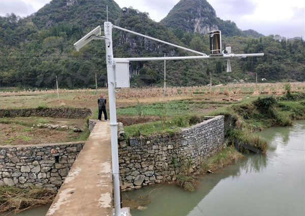 1594112468529635.jpg 2020_0528_f5ec306aj00qb119i004xd000s600l4p.jpg